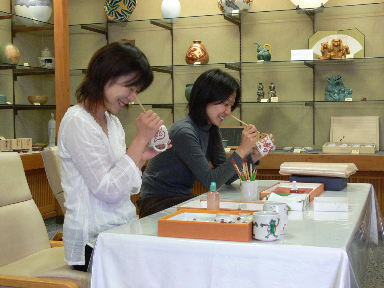 Kutani ware Etsuke (Drawing) Experience